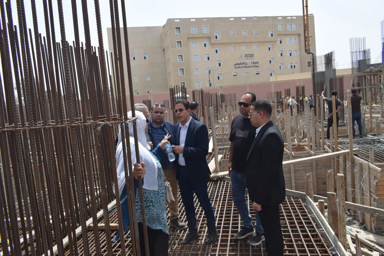 الجيزاوي يتفقد مشروع كليتي التربية النوعية والفنون التطبيقية بكفر سعد بتكلفة تتجاوز 800 مليون جنيه