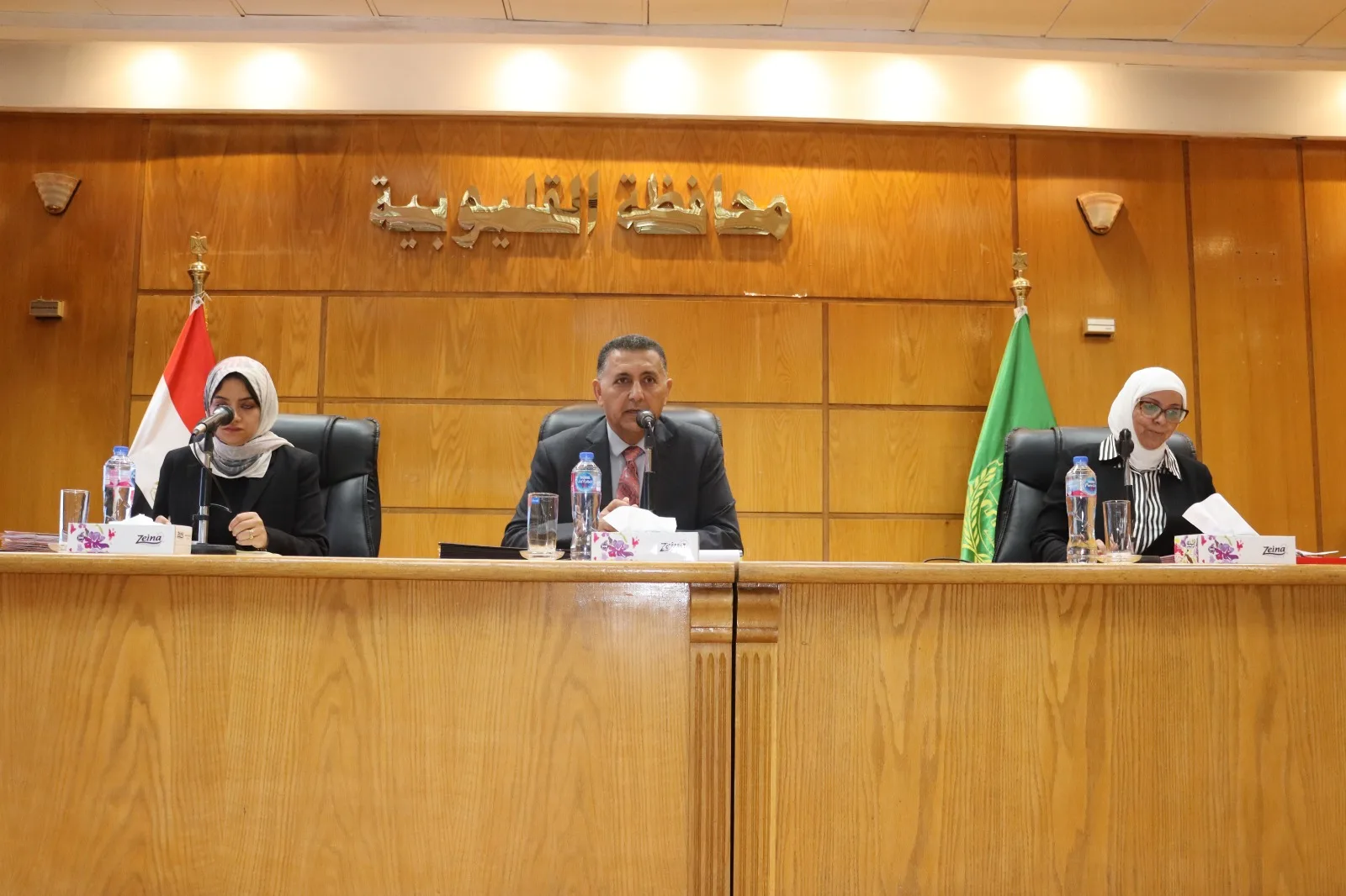 محافظ القليوبية يصدر توجيهات حاسمة لرفع كفاءة الخدمات وضبط الشارع وتفعيل التحول الرقمي خلال اجتماع المجلس التنفيذي
