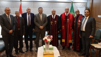 محافظ القليوبية يستقبل وفد الكنيسة الإنجيلية للتهنئة بعيد الأضحى المبارك