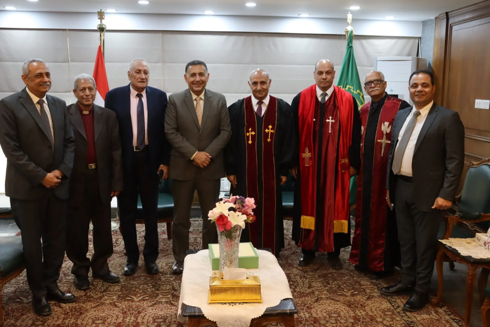 محافظ القليوبية يستقبل وفد الكنيسة الإنجيلية للتهنئة بعيد الأضحى المبارك محافظ القليوبية يستقبل وفد الكنيسة الإنجيلية للتهنئة بعيد الأضحى المبارك