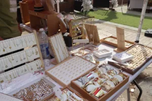 محافظ القليوبية يتفقد معرض "أيادي مصر" للحرف اليدوية والتراثية بمدينة بنها