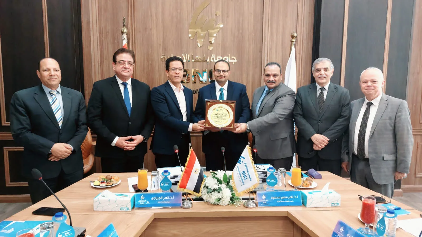 مجلس جامعة بنها الأهلية يكرم المستشار الهندسي 