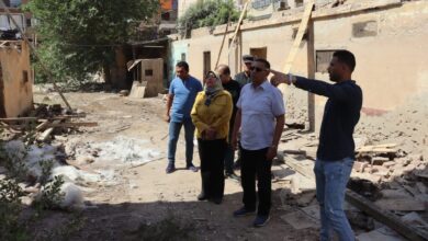 استجابة عاجلة من محافظ القليوبية.. تفقد ميداني لأعمال هدم مدخنة شركة قها وطمأنة للأهالي بشأن السلامة