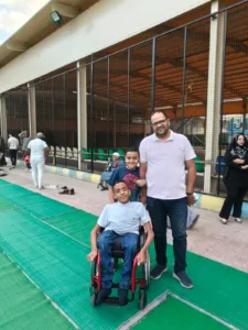 هدايا ورسم علي الوجوه ..فرحة الاطفال من رواد صلاة العيد بشبان بنها