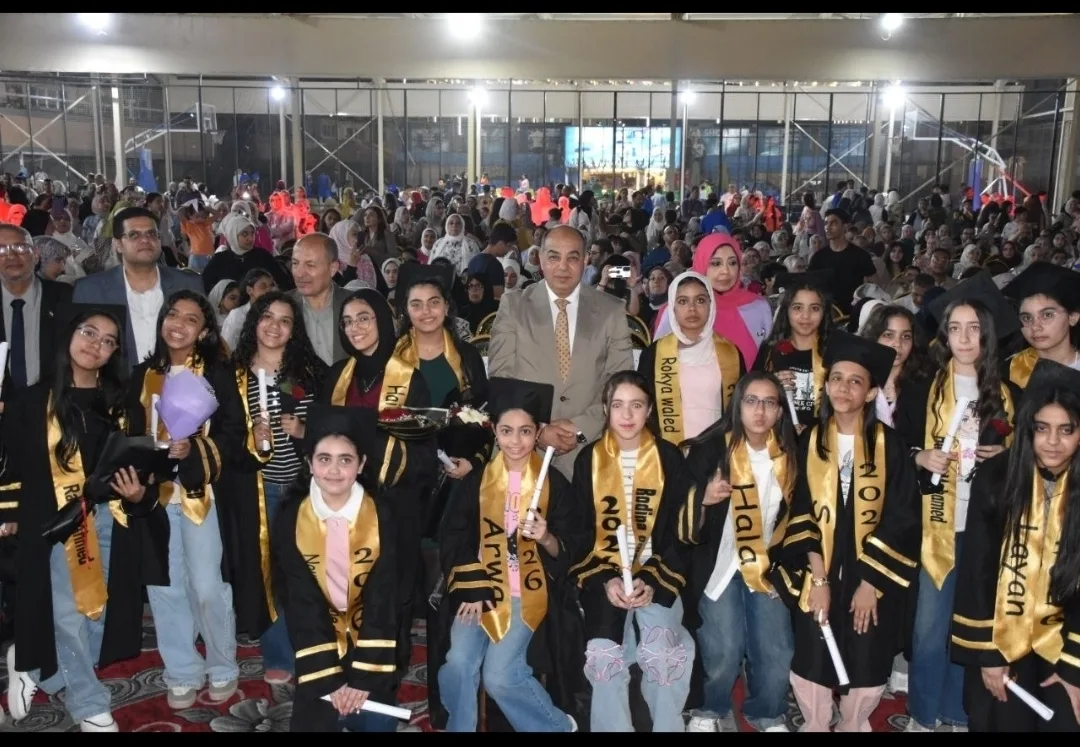 ختامٌ يليق بعامٍ من الإبداع.. قسم اللغات بمدارس الشبان العالمية ببنها يحتفي بحصاد الأنشطة