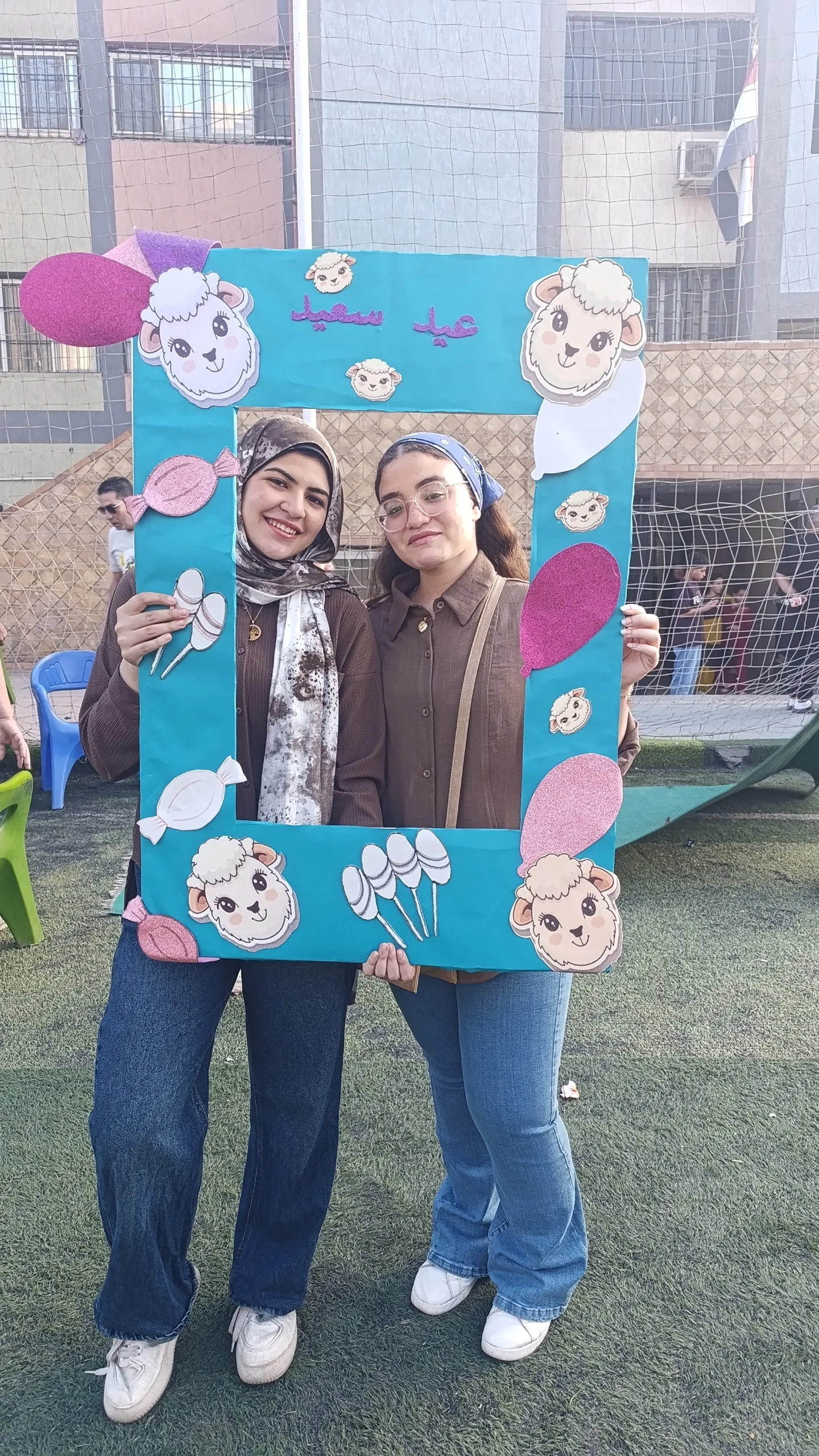 سيشن تصوير بالخروف للمشاركين في صلاة عيد الاضحي