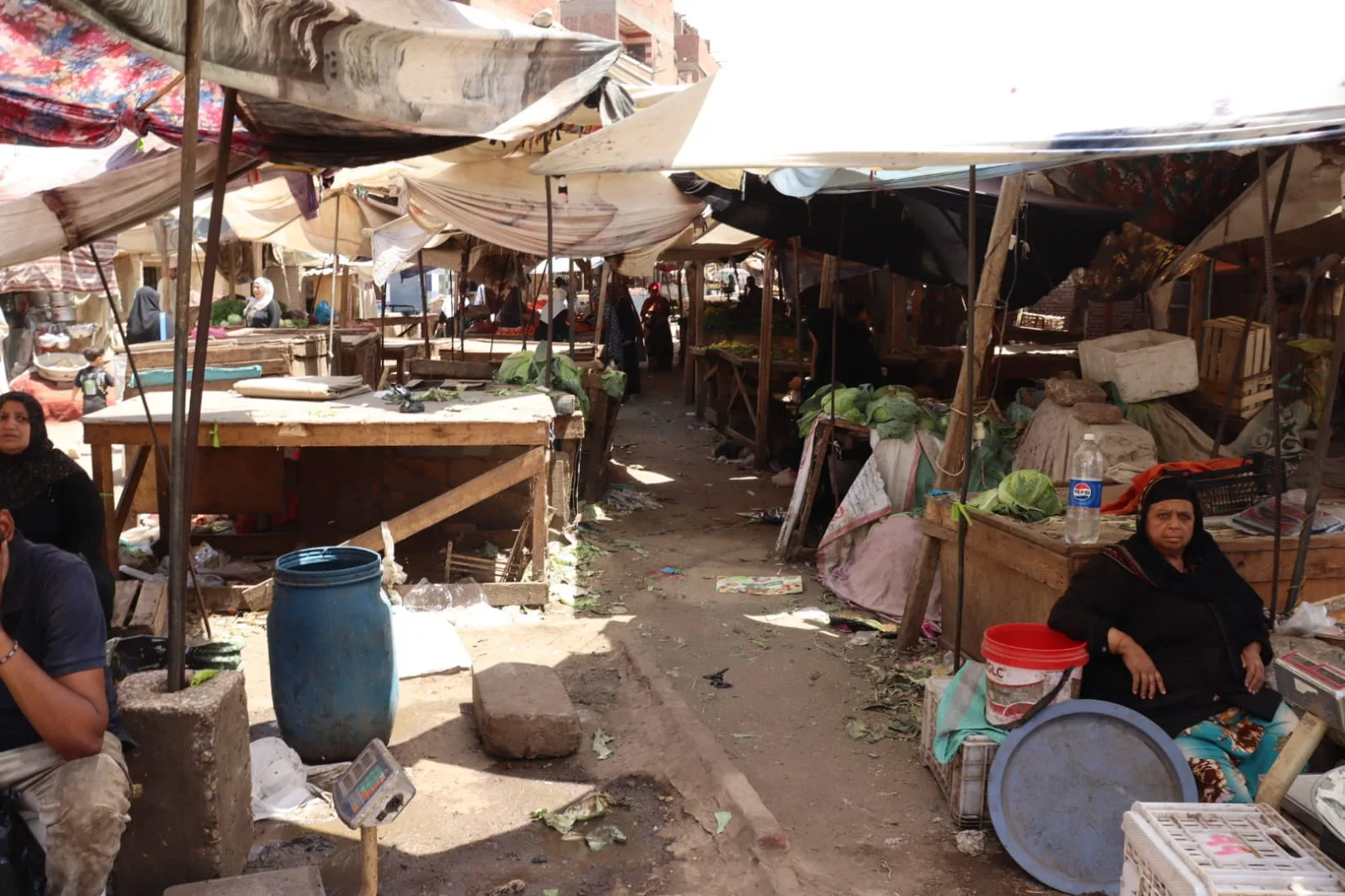 محافظ القليوبية يتحرك لإنهاء فوضى سوق بهتيم وإعادة الانضباط للشارع محافظ القليوبية يتحرك لإنهاء فوضى سوق بهتيم وإعادة الانضباط للشارع