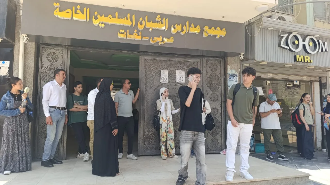 الإنجليزي يرسم الفرحة على وجوه طلاب الشهادة الإعدادية بالقليوبية.. وإشادات بسهولة الامتحان