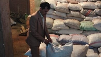 ضبط مخزن غير مرخص بطوخ يحتوي على 4 أطنان كركديه مجهول المصدر بالقليوبية
