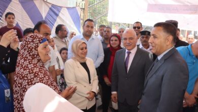محافظ القليوبية يتابع قافلة طبية مجانية بكفر شكر ويؤكد دعم الخدمات العلاجية بالقرى