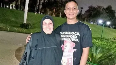 حزن يخيم على شبرا الخيمة.. الأم تفارق الحياة فور وصول جثمان نجلها حزن يخيم على شبرا الخيمة.. الأم تفارق الحياة فور وصول جثمان نجلها