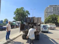 حملة لإزالة الإعلانات المخالفة بطريق الرياح التوفيق ببنها