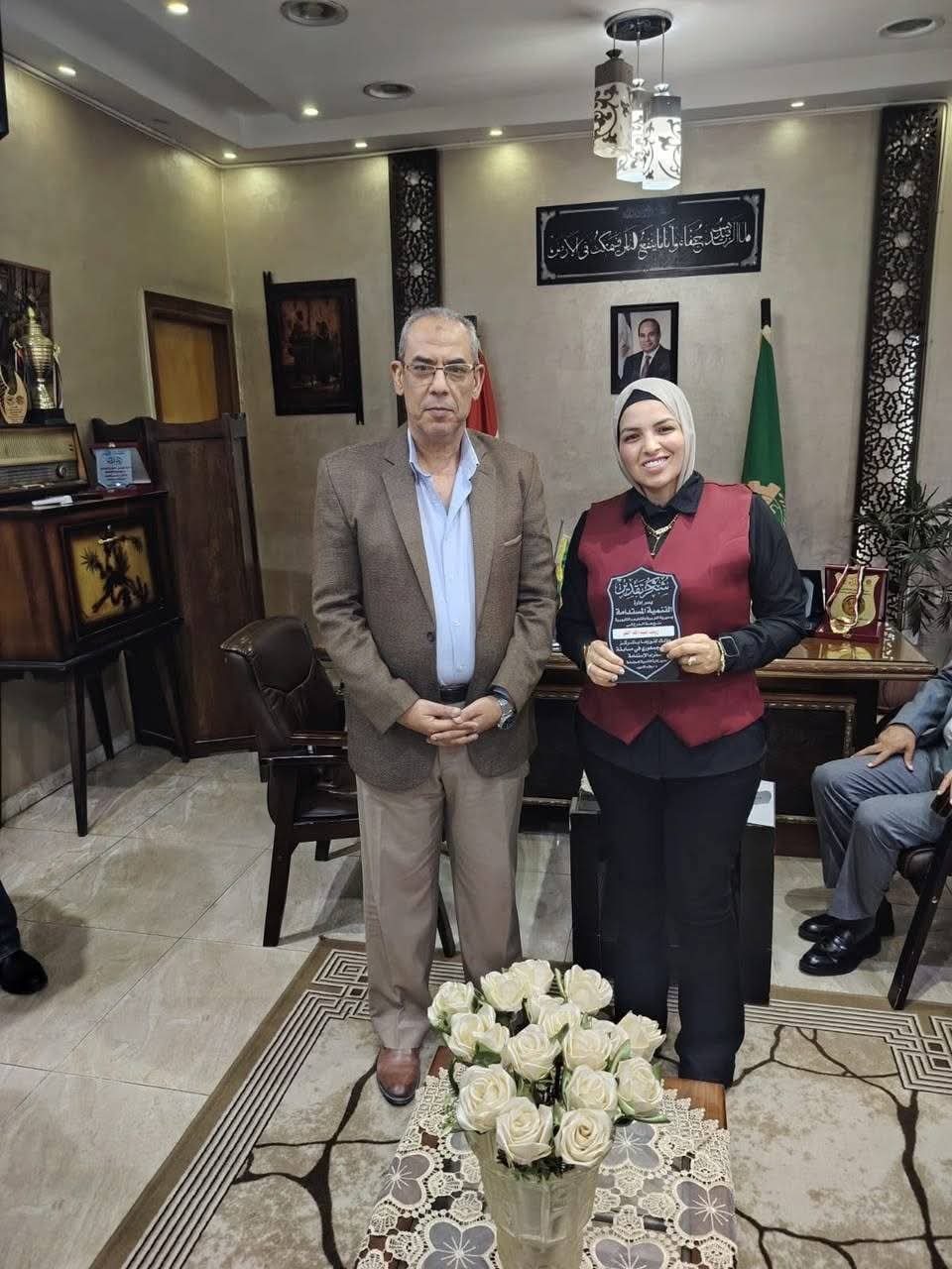 الاستاذة  زينب عبد الله تحصد المركز الثالث جمهوريًا في مسابقة «أنشطة سفراء الاستدامة»