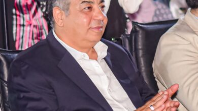 إبداع أبهر الحضور.. كوادر مدارس الشبان الخاصة ببنها ترسم لوحة فنية مبهرة في حفل تخرج الشهادات إبداع أبهر الحضور.. كوادر مدارس الشبان الخاصة ببنها ترسم لوحة فنية مبهرة في حفل تخرج الشهادات