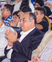 إبداع أبهر الحضور.. كوادر مدارس الشبان الخاصة ببنها ترسم لوحة فنية مبهرة في حفل تخرج الشهادات