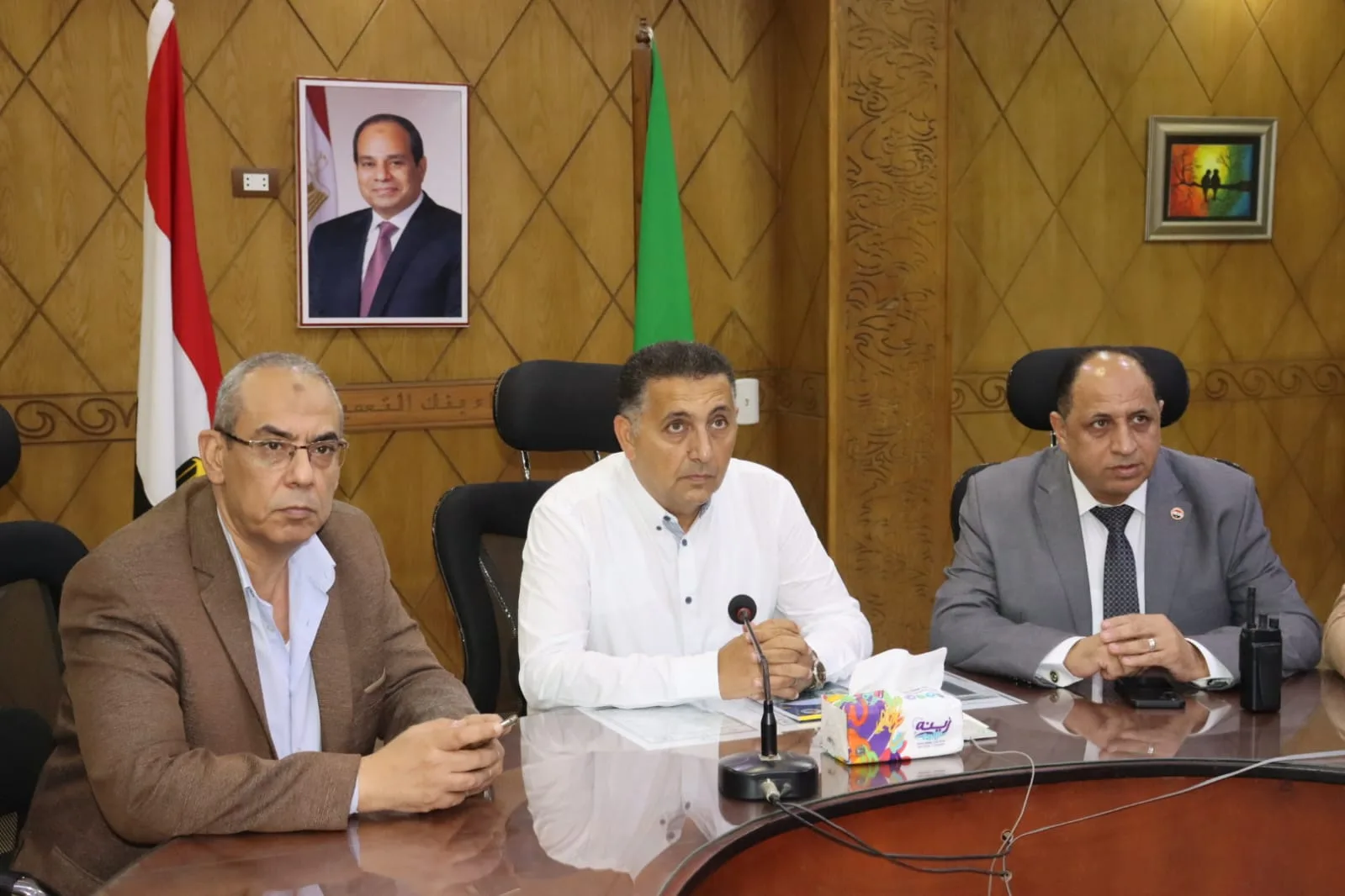 محافظ القليوبية يتابع انتظام امتحانات الثانوية العامة من غرفة العمليات المركزية محافظ القليوبية يتابع انتظام امتحانات الثانوية العامة من غرفة العمليات المركزية