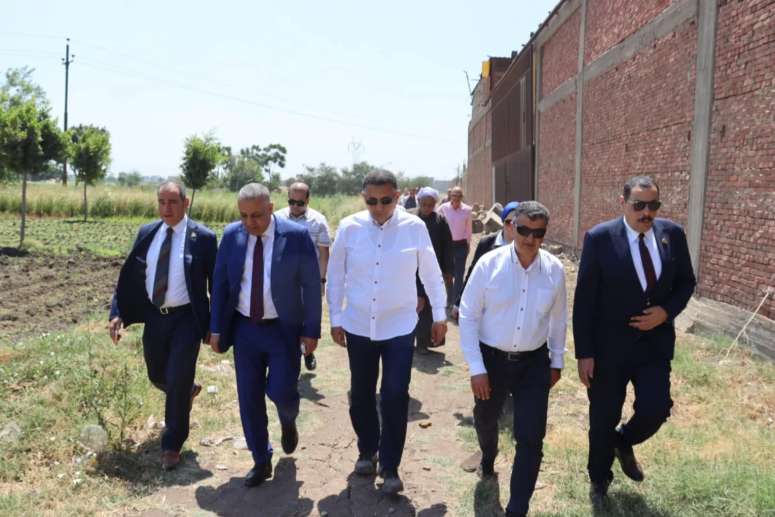 تفقد مسار الخط الثاني لمترو الأنفاق إلى قليوب بحضور محافظ القليوبية ورئيس الهيئة تفقد مسار الخط الثاني لمترو الأنفاق إلى قليوب بحضور محافظ القليوبية ورئيس الهيئة