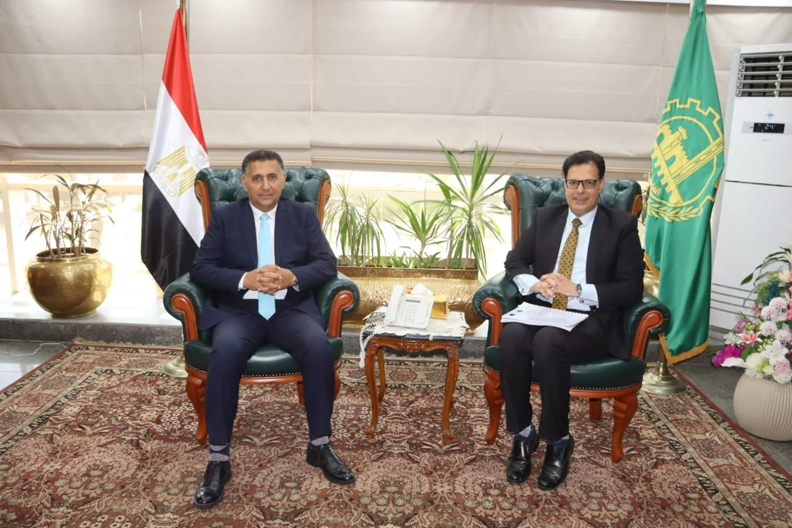 محافظ القليوبية يبحث مع وزارة المالية تنفيذ مشروعات بنظام الشراكة مع القطاع الخاص محافظ القليوبية يبحث مع وزارة المالية تنفيذ مشروعات بنظام الشراكة مع القطاع الخاص