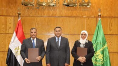 محافظ القليوبية يشهد مراسم توقيع بروتوكول تعاون بين المحافظة وشركة �فينوس لتشغيل سيارات توزيع لمبات الليد محافظ القليوبية يشهد مراسم توقيع بروتوكول تعاون بين المحافظة وشركة �فينوس لتشغيل سيارات توزيع لمبات الليد