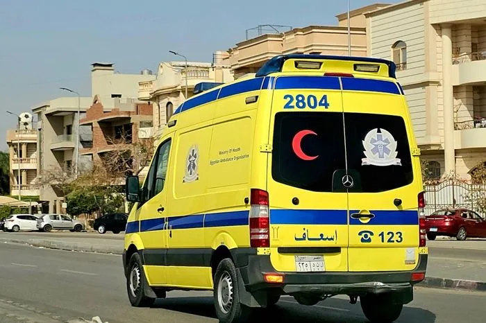جثة مجهولة الهوية في أحد شوارع شبرا الخيمة.. تحريات مكثفة لكشف ملابسات الواقعة