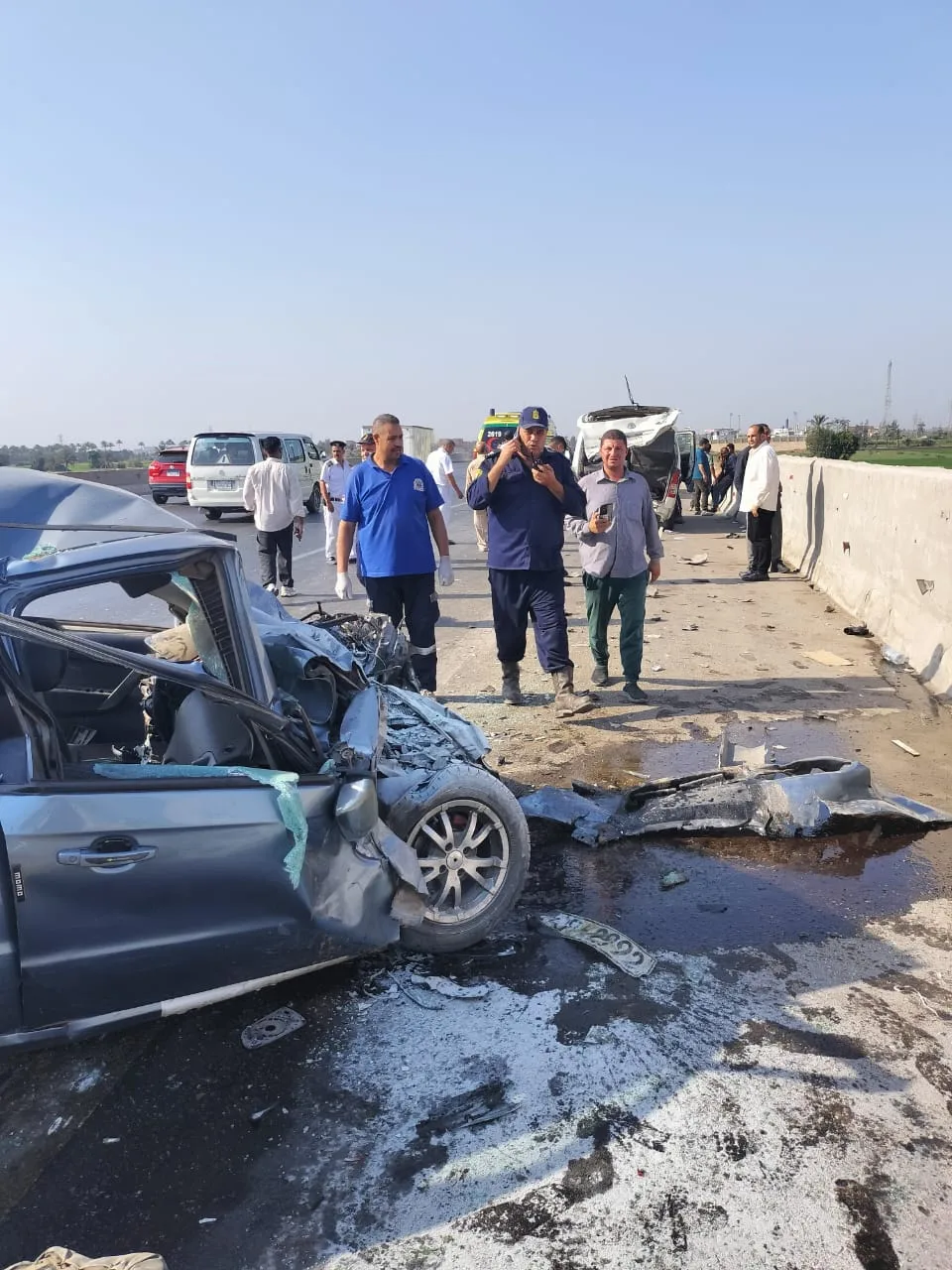 إصابة 9 موظفين بالطيران المدني في حادث تصادم أعلى طريق بنها الحر
