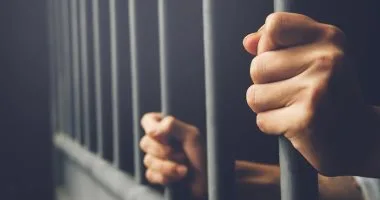 جنايات شبرا الخيمة تعاقب عاملًا وسائقًا بالسجن 15 عامًا لخطف طفل وهتك عرضه