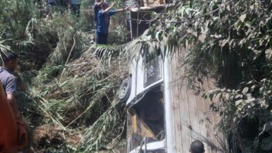 5 مصابين في حادث سقوط سيارة أجرة داخل ترعة بكفر العرب في بنها 5 مصابين في حادث سقوط سيارة أجرة داخل ترعة بكفر العرب في بنها