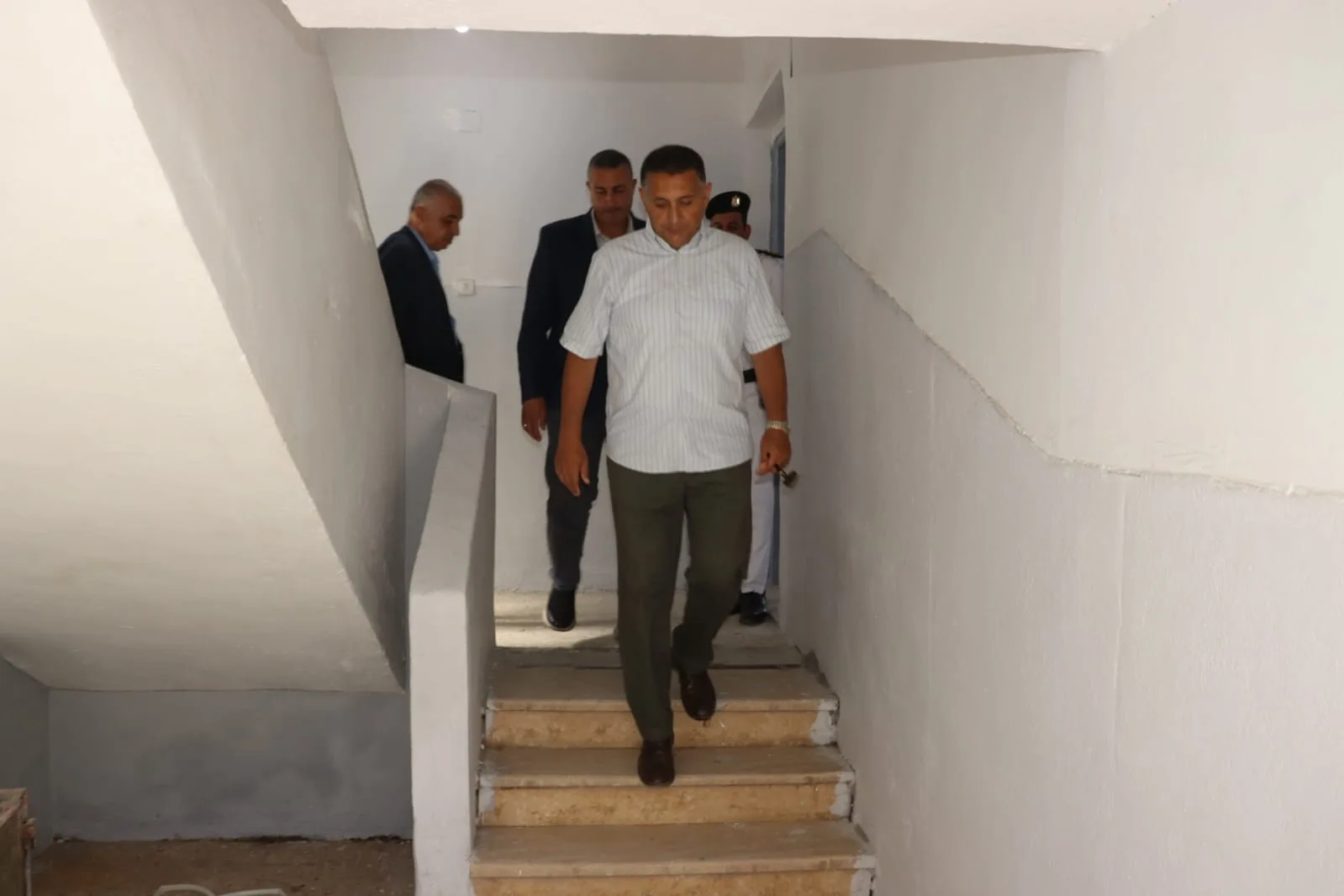 خلال جولته بشبين القناطر.. محافظ القليوبية يوجه بسرعة إنجاز تطوير مبنى التأمين الصحي خلال جولته بشبين القناطر.. محافظ القليوبية يوجه بسرعة إنجاز تطوير مبنى التأمين الصحي