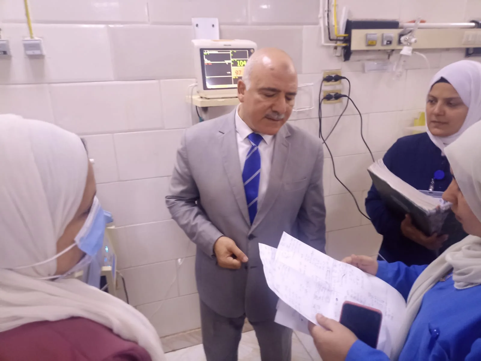 وكيل صحة القليوبية يمنح مستشفى شبين القناطر مهلة أسبوع لإصلاح جهاز الأشعة المقطعية