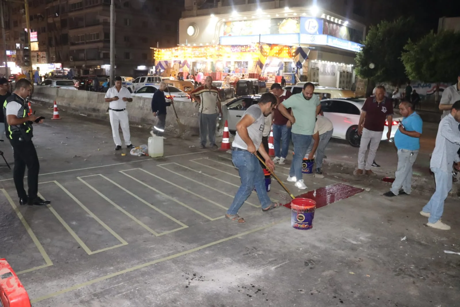 استجابة لتوجيهات محافظ القليوبية.. بدء تنفيذ إجراءات مرورية جديدة بمحور العصار استجابة لتوجيهات محافظ القليوبية.. بدء تنفيذ إجراءات مرورية جديدة بمحور العصار