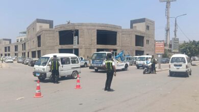 مرور القليوبية يكثف حملاته في بنها لضبط المخالفات وتحقيق السيولة المرورية
