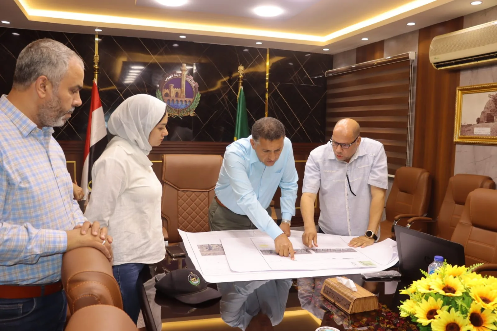 بتوجيهات محافظ القليوبية.. تحرك عاجل لإعادة تنظيم الحركة المرورية بقليوب وفتح حارات ومحاور جديدة