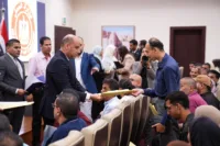 عقود عمل جديدة لذوي الهمم.. ووزير العمل يعلن فرصًا للتدريب والتشغيل بالتعاون مع «فودافون