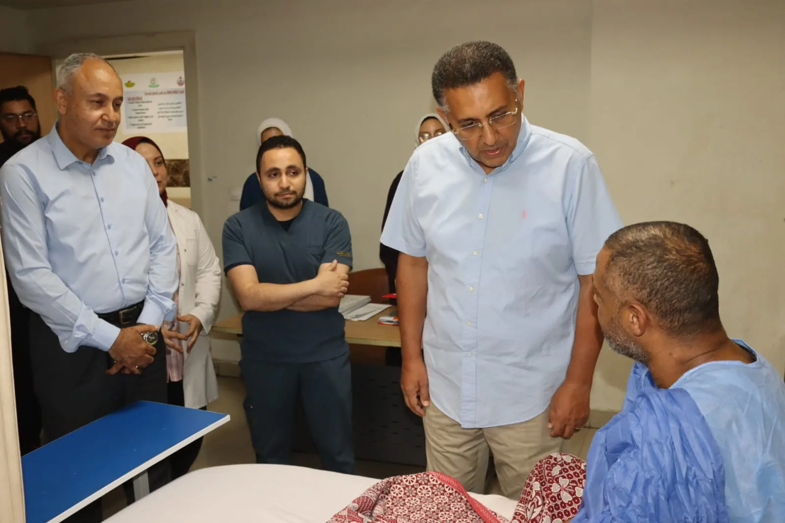 زيارة مفاجئة.. محافظ القليوبية يتفقد مستشفى الخانكة ويوجه بدراسة إدخال القسطرة والمناظير زيارة مفاجئة.. محافظ القليوبية يتفقد مستشفى الخانكة ويوجه بدراسة إدخال القسطرة والمناظير