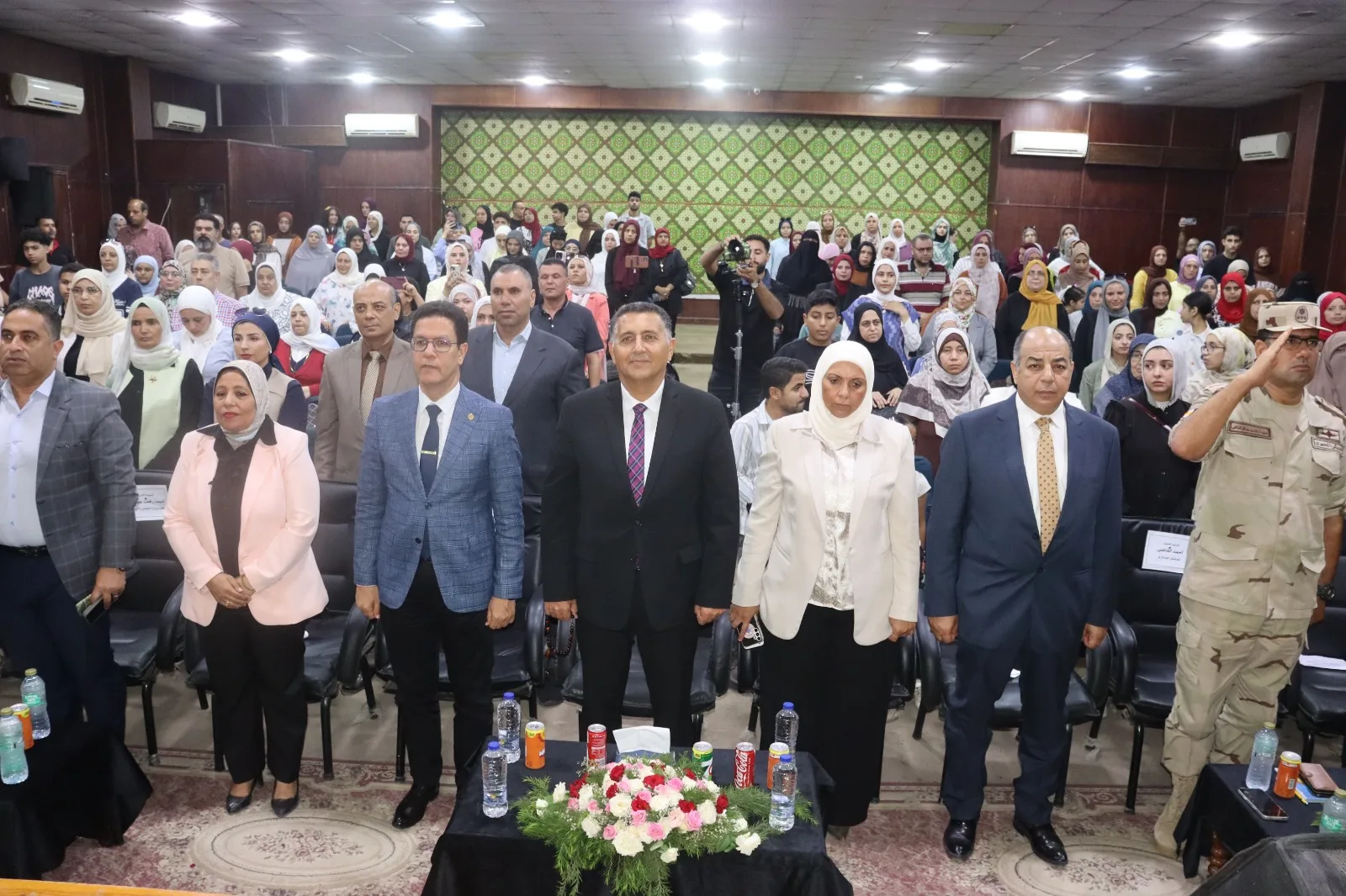 محافظ القليوبية ورئيس جامعة بنها يفتتحان معرض حلوى المولد النبوي الشريف بهيئة الشبان العالمية