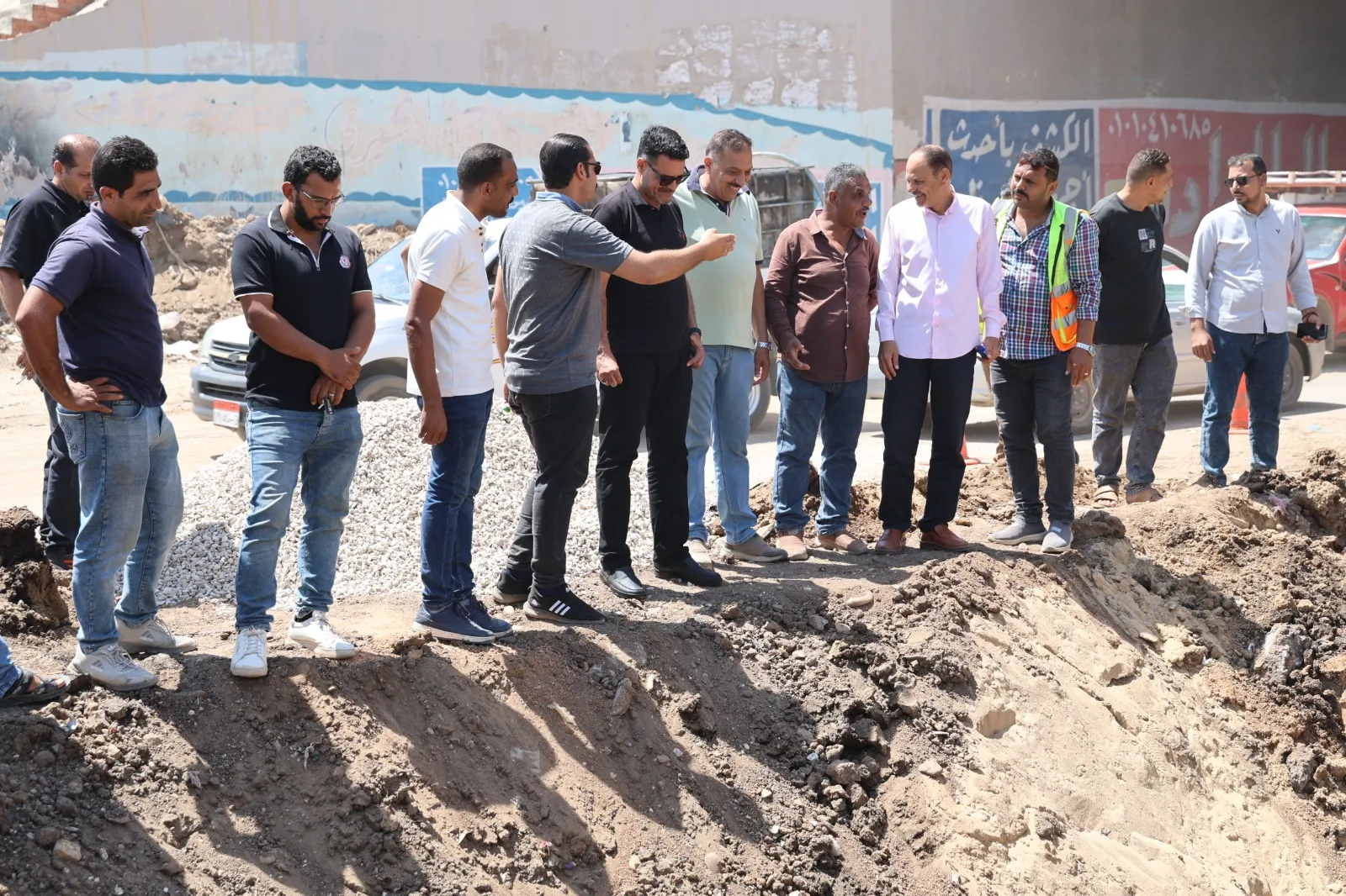 رئيس مياه القليوبية يتابع أعمال إصلاح خط مياه ٦٣٠ مم بمركز طوخ ويوجه بسرعة الانتهاء من الأعمال