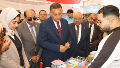 «قبل زحمة المدارس».. محافظ القليوبية يفتتح «أهلًا مدارس» بشبرا الخيمة بتخفيضات تصل لـ30% «قبل زحمة المدارس».. محافظ القليوبية يفتتح «أهلًا مدارس» بشبرا الخيمة بتخفيضات تصل لـ30%
