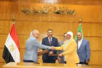 محافظ القليوبية يشهد توقيع عقد استغلال مكتبة المنار بمدينة بنها لتعظيم الاستفادة منها وتقديم خدمات تعليمية وتدريبية متميزة