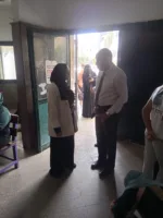 بعد طوابير  مستشفي الجلدية ..وكيل صحة القليوبية يوجه تخفيف الزحام وتطوير الخدمة
