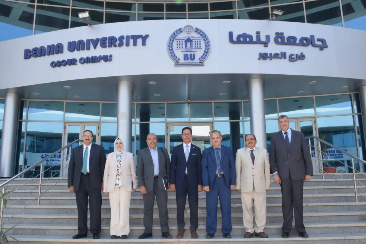 رئيس جامعة بنها يستقبل لجنة مجلس الجامعات الأهلية لمتابعة إنشاء الجامعة التكنولوجية بالعبور رئيس جامعة بنها يستقبل لجنة مجلس الجامعات الأهلية لمتابعة إنشاء الجامعة التكنولوجية بالعبور
