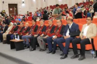 رئيس جامعة بنها يشهد حفل تخرج دفعة جديدة من طلاب برامج كلية الحقوق بالعبور