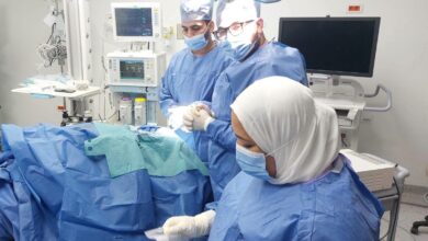 نجاح جراحة عاجلة لإنقاذ حياة مريض مصاب بنزيف في المخ بمستشفى طوخ المركزي