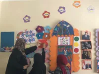 لمسات أخيرة قبل استقبال الأطفال.. معلمات رياض الأطفال بالشبان العالمية يجهزن لانطلاقة مميزة
