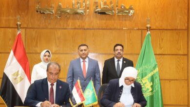 محافظ القليوبية يشهد توقيع بروتوكول تعاون مع «إيزي كاش» للتوسع في خدمات الدفع والتحصيل الإلكترونى