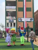 بالورد والتوك والألعاب.. أجمل لقطة لاستقبال طلاب مدرسة بالقليوبية في أول أيام الدراسة