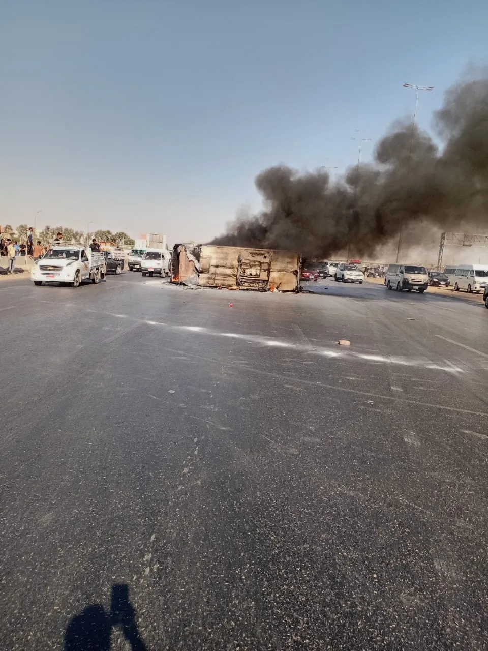 اصابة 11 شخص وانباء عن وجود3 وفيات اصابة 11 شخص وانباء عن وجود3 وفيات