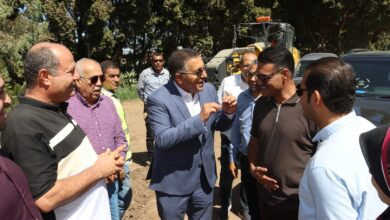 تكثيف معدلات التنفيذ والانتهاء من جميع أعمال المرافق قبل بدء الرصف