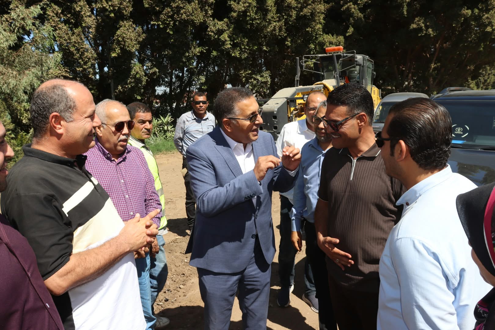 تكثيف معدلات التنفيذ والانتهاء من جميع أعمال المرافق قبل بدء الرصف تكثيف معدلات التنفيذ والانتهاء من جميع أعمال المرافق قبل بدء الرصف