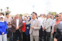 رئيس جامعة بنها يشهد إحتفالية بدء العام الدراسي الجديد والسلام الوطنى بملاعب الجامعة