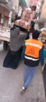 محافظ القليوبية يتابع تجهيز شقة سيدة ترعى 7 أطفال عقب تسليمها عقد شقتها أمس بديوان عام المحافظة